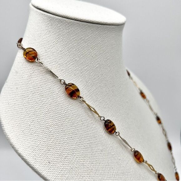 Gold Tone Diamond Shape Chain Amber Glass Striped Round Flat Bead Necklace 28” - Picture 2 of 10